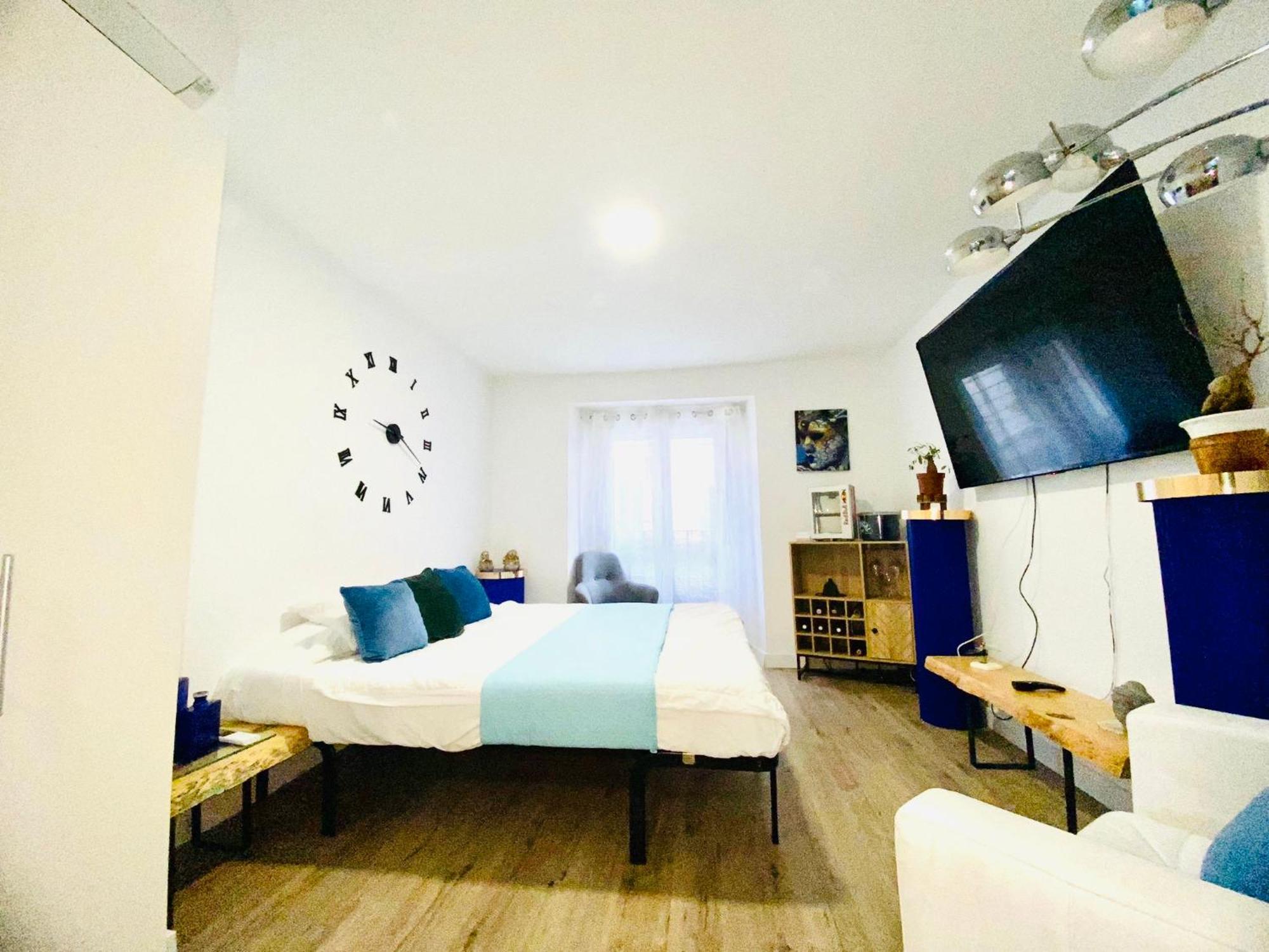 Apartamento Delux Ll マドリード エクステリア 写真